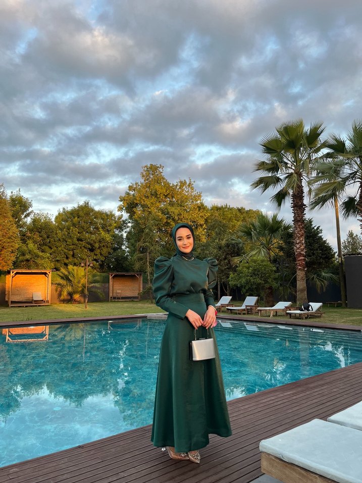 Uzun Kol Drapeli Yeşil Abiye etekli takım - Görsel 3