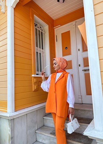 Turuncu Uzun Kesim Kolsuz Kadın Takım - Görsel 4