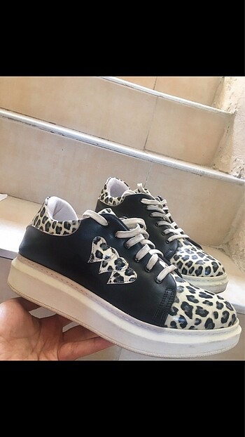 yüksek taban sneaker