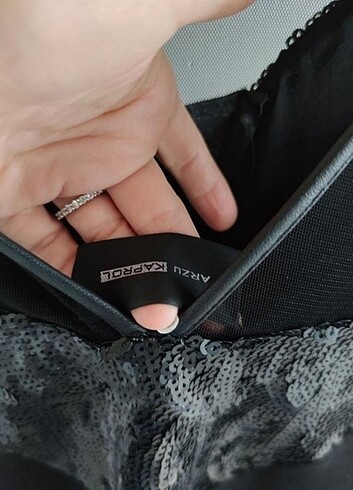 xs Beden siyah Renk Arzu kaprol tasarım elbise