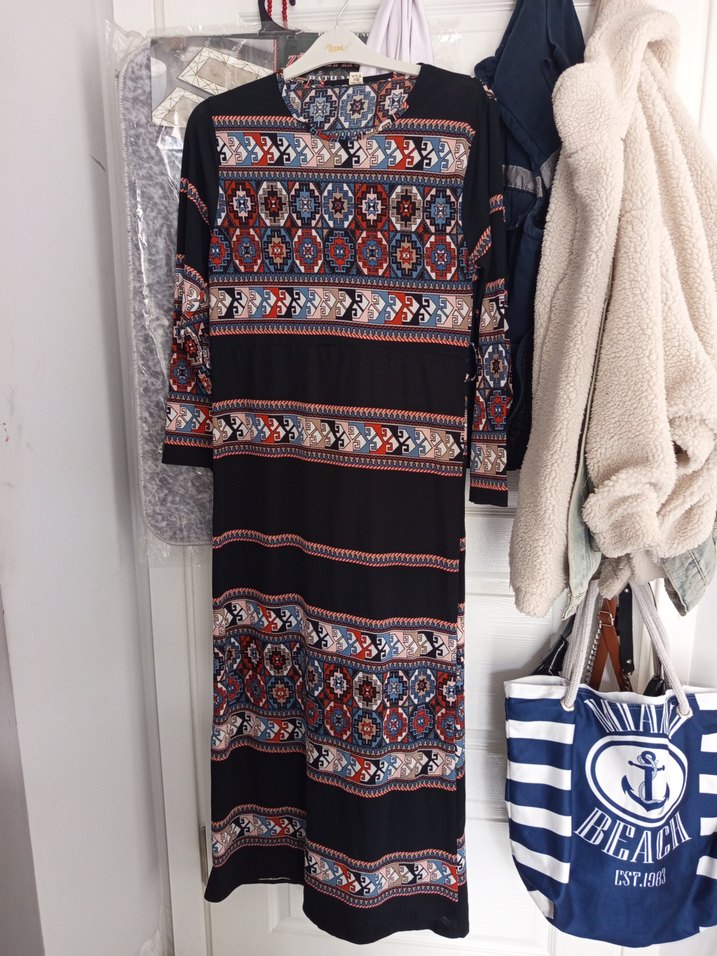 Bohem Desenli Uzun Örme Kadın Elbise - Görsel 3