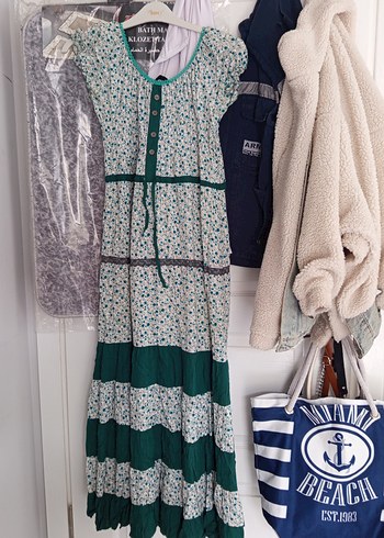 Bohem Desenli Yeşil Uzun Elbise - Görsel 2