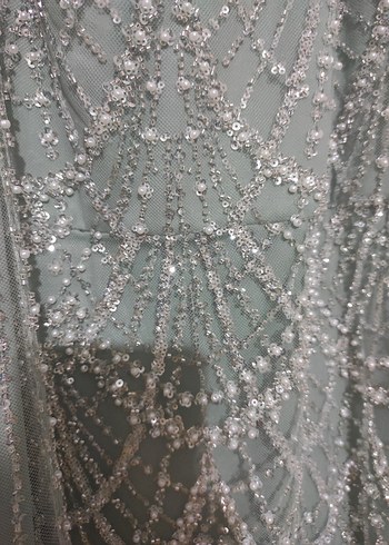 İnci İşlemeli Uzun Kollu Gri Abiye Elbise - Görsel 5