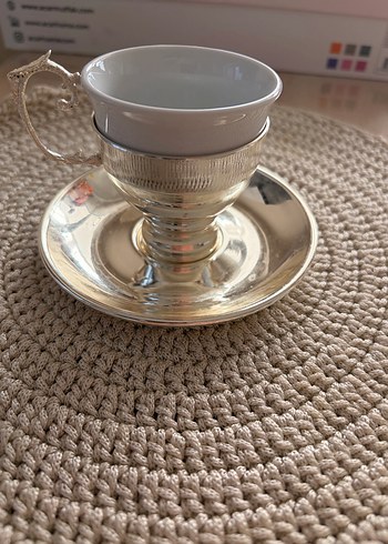 Beyaz Seramik Parlak Gümüş Fincan ve Tabak - Görsel 2