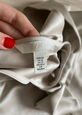 H&M bej fiyonklu bluz - Görsel 6