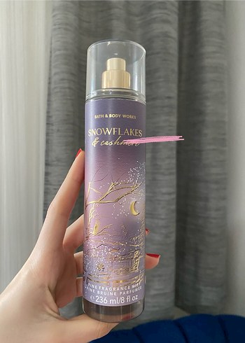 Bath & Body Works Snowflakes & Cashmere Vücut Kremi Vücut Spreyi - Görsel 2