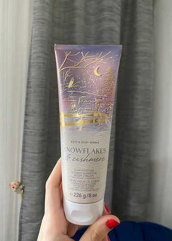 Bath & Body Works Snowflakes & Cashmere Vücut Kremi Vücut Spreyi - Görsel 4