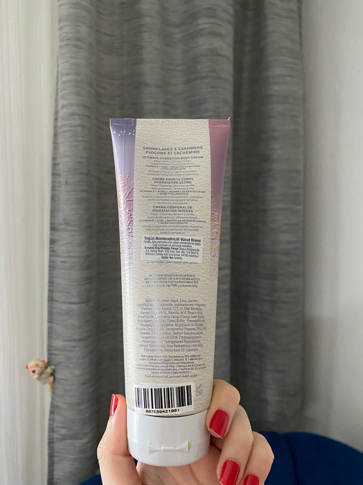 Bath & Body Works Snowflakes & Cashmere Vücut Kremi Vücut Spreyi - Görsel 5