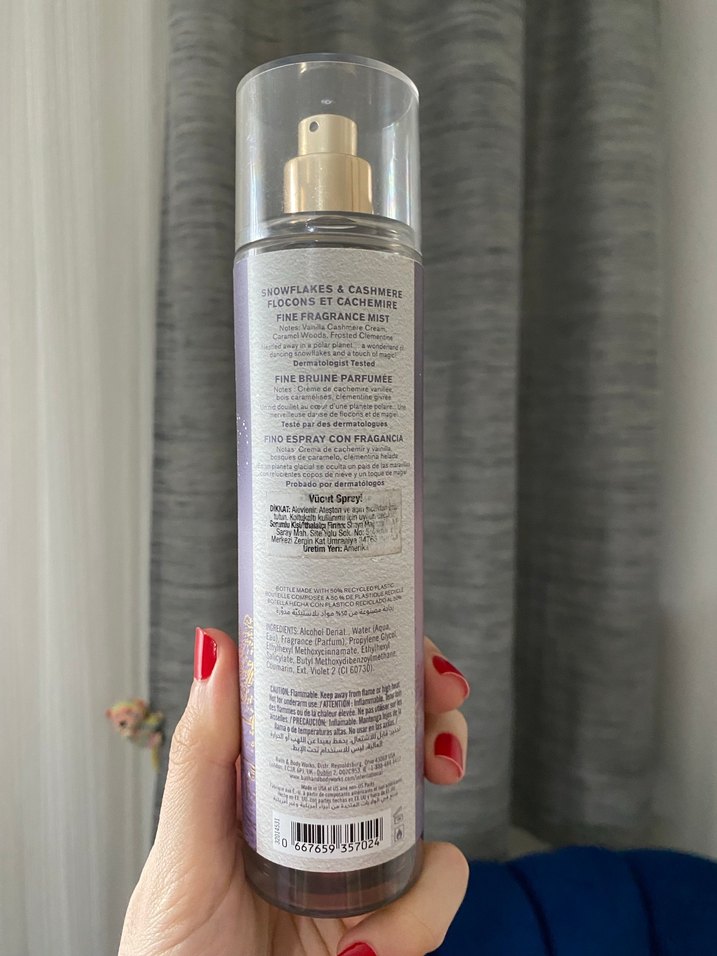 Bath & Body Works Snowflakes & Cashmere Vücut Kremi Vücut Spreyi - Görsel 3