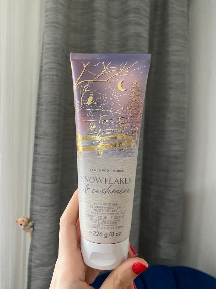 Bath & Body Works Snowflakes & Cashmere Vücut Kremi Vücut Spreyi - Görsel 4