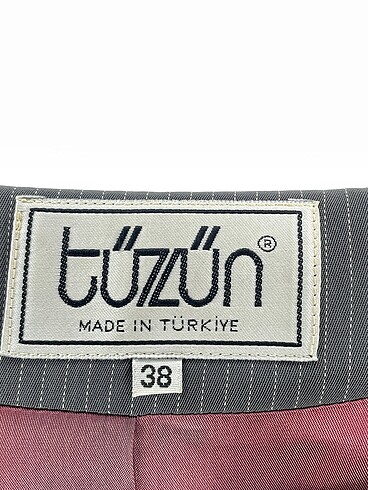 38 Beden gri Renk Tüzün Blazer %70 İndirimli.
