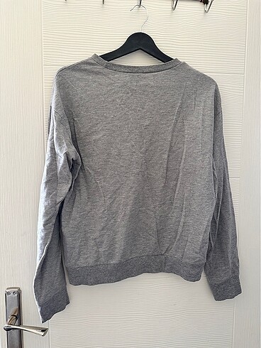 H&M sweatshirt