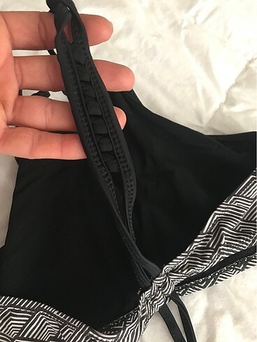 38 Beden siyah Renk Bikini üstü