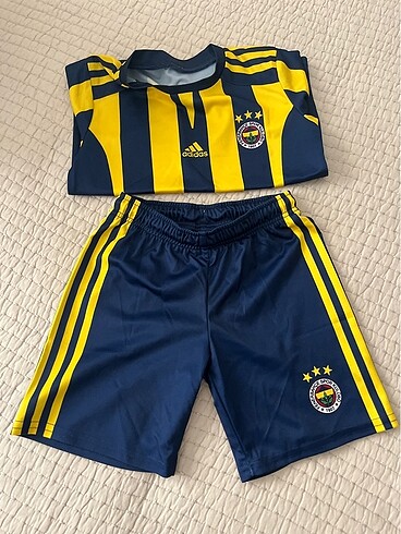 2 Yaş Beden lacivert Renk Fenerbahçe forma .