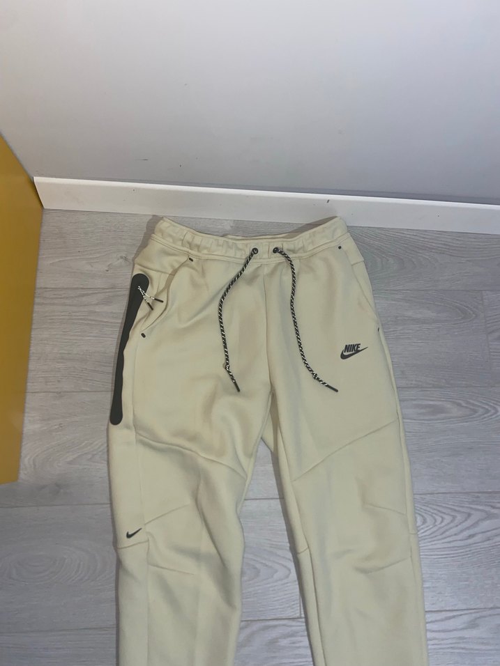 Nike tech fleece eşofman altı - Görsel 2