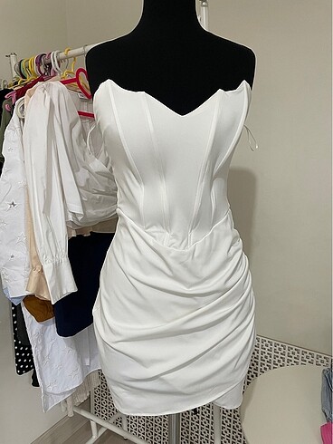 Bershka elbise