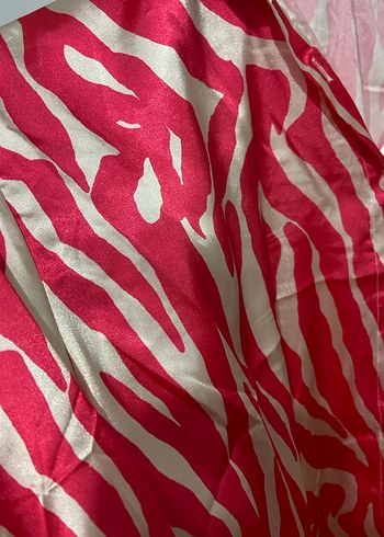 Pembe Zebra Desenli Uzun Kollu Gömlek - Görsel 3