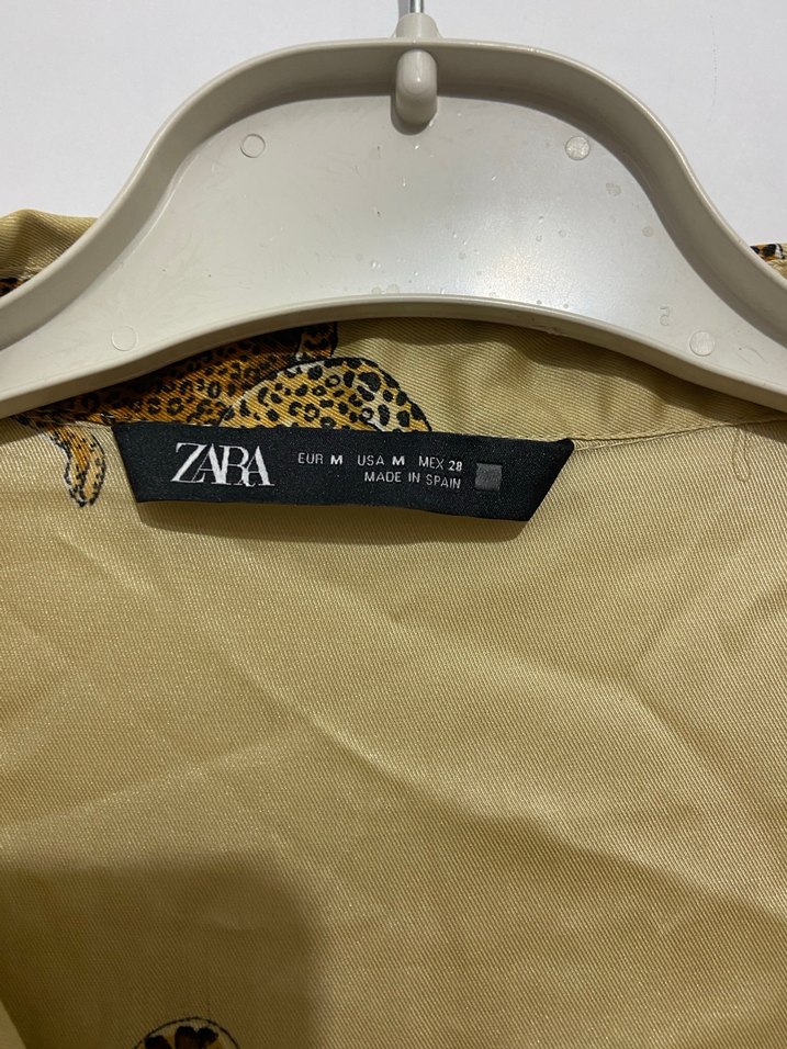 Leopar Desenli Kadın Uzun Kollu Saten Gömlek - Görsel 2