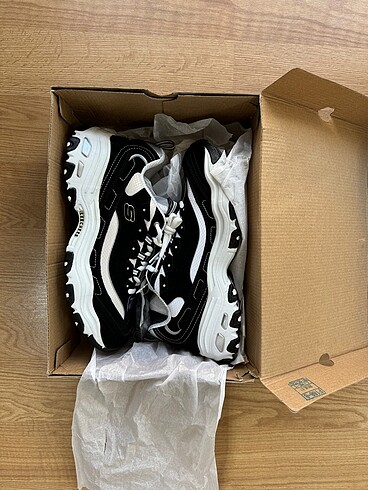 42 Beden Skechers D Lites Erkek Sneakers
