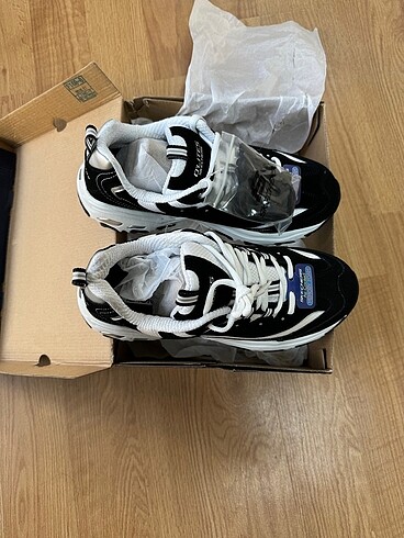Skechers D Lites Erkek Sneakers