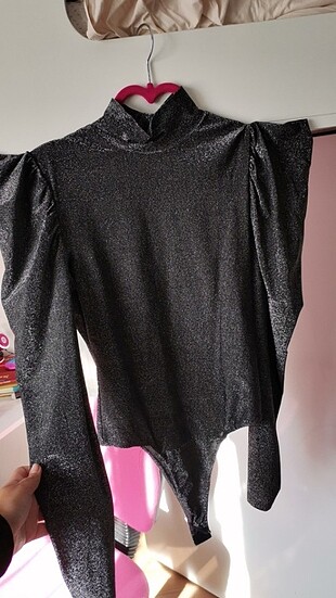 Bershka pıltılı body