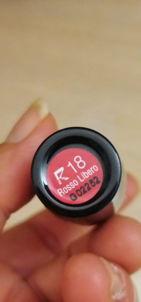 Koyu Kırmızı Ruj - Görsel 4