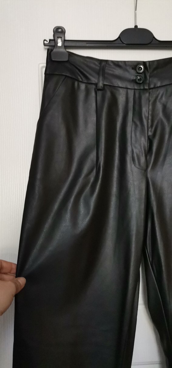 Deri Siyah Midi Kadın Pantolon - Görsel 3