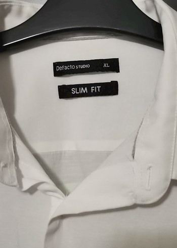 Düğmeli Beyaz Pamuklu Erkek Gömlek - Görsel 2