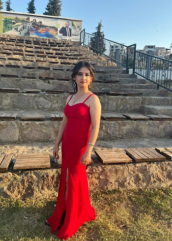 Uzun Kırmızı Drapeli V Yaka Abiye Elbise - Görsel 2