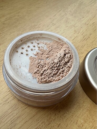  Beden Oriflame Giordani Gold Loose Powder