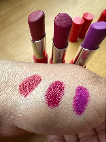 Beden çeşitli Renk Flormar Passionate Dots Rujlar