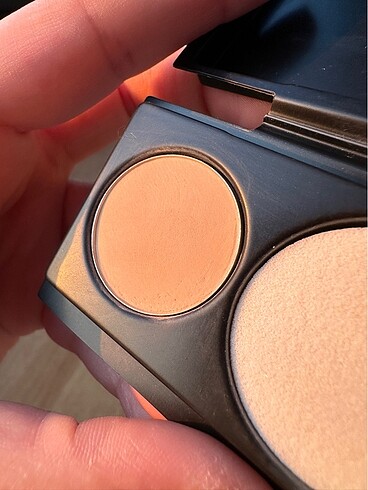 Beden Renk Mac Studio Fix Powder Plus Fondöten NC40