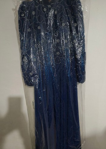 Uzun Kollu Nakışlı Lacivert Abiye Elbise - Görsel 7