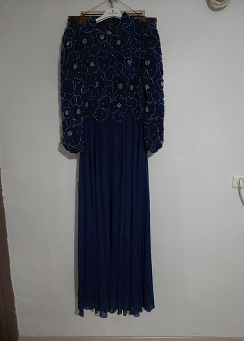 Uzun Kollu Nakışlı Lacivert Abiye Elbise - Görsel 10