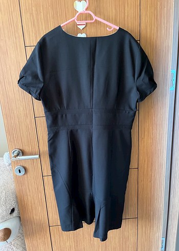 Siyah V Yakalı Elbise - Görsel 3