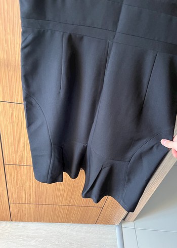 Siyah V Yakalı Elbise - Görsel 4