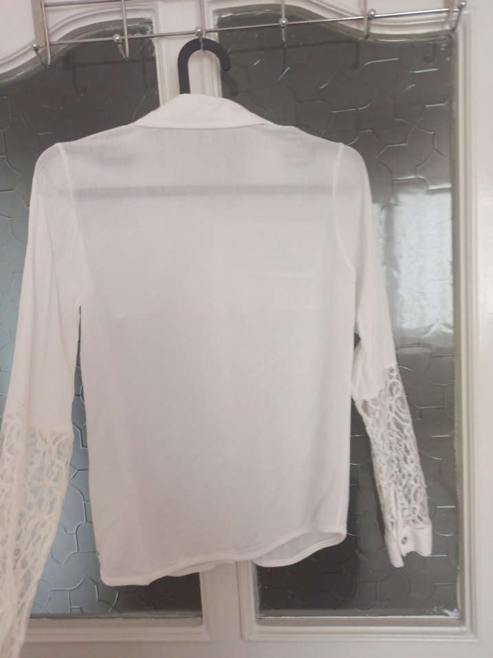 Dantel Detaylı Beyaz Uzun Kollu Kadın Gömlek - Görsel 4