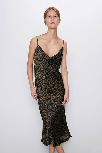 Zara leopar desenli elbise