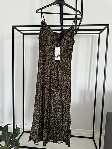 s Beden çeşitli Renk Zara leopar desenli elbise