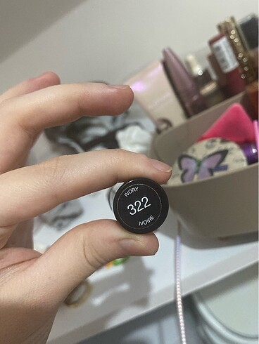  Beden Loreal infaillible kapatıcı 322 ivory
