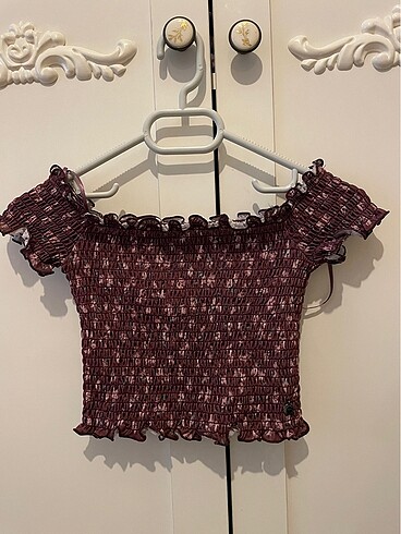 Pull and Bear Crop