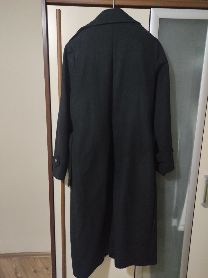 Siyah Uzun Kemerli Kadın Kaban - Görsel 2