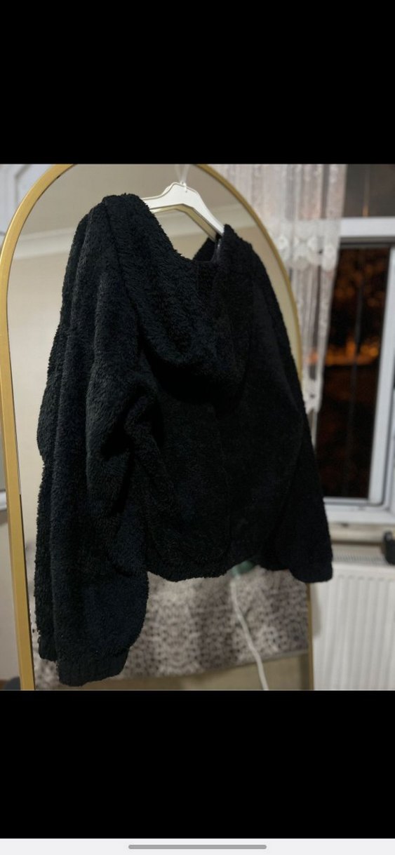 Siyah Kapüşonlu Peluş Kadın Ceket - Görsel 3