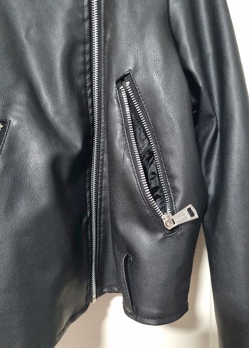 Deri Siyah Biker Ceket, Kısa ve Fermuarlı - Görsel 4