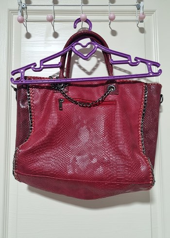 Bordo Deri Yılan Desenli Zincir Detaylı Kadın Çanta - Görsel 6