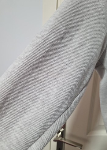 Gri Boğazlı Kadın Triko - Görsel 4
