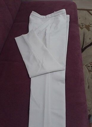Beyaz pantolon