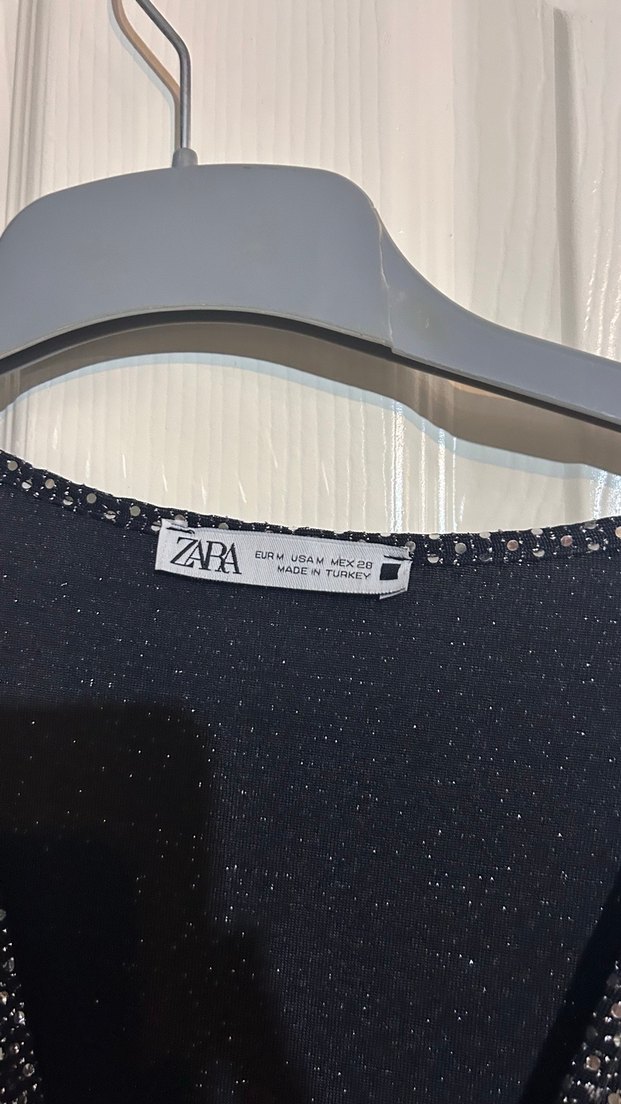 Parlak Siyah V Yaka Midi Elbise - Görsel 2