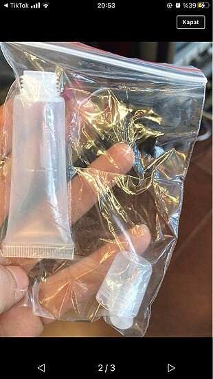 Lipgloss tüpü
