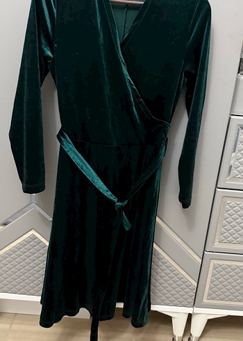 Kadın Koyu Yeşil Uzun V Yakalı Elbise - Görsel 7